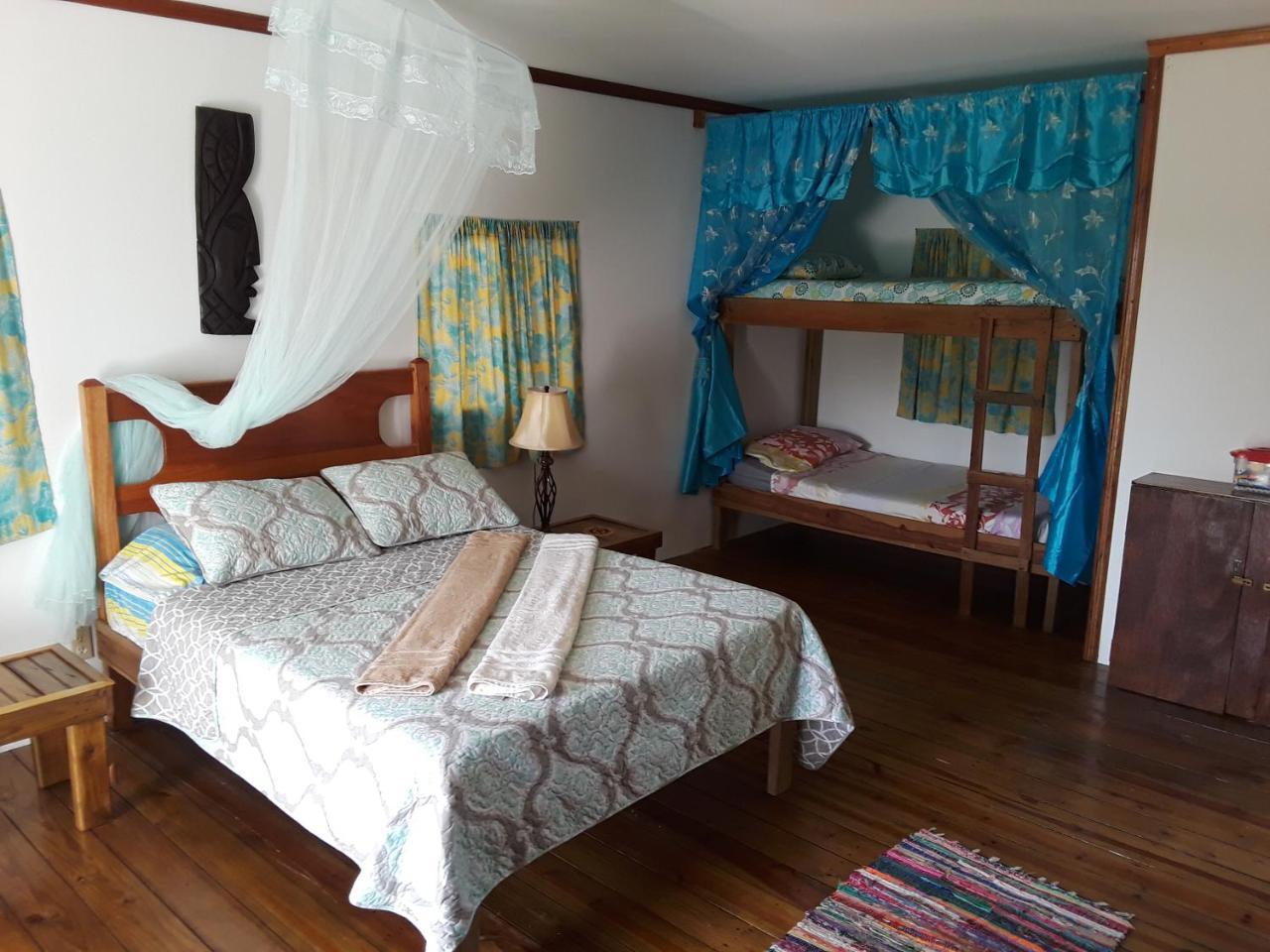 A Pousada Hidden Haven Unitedville Exterior foto